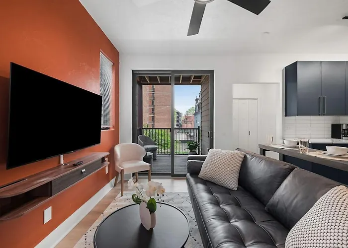 Pfr - Highland, 3br 2ba Shadyside Condo, 2 Decks, 3rd Floor Walkup